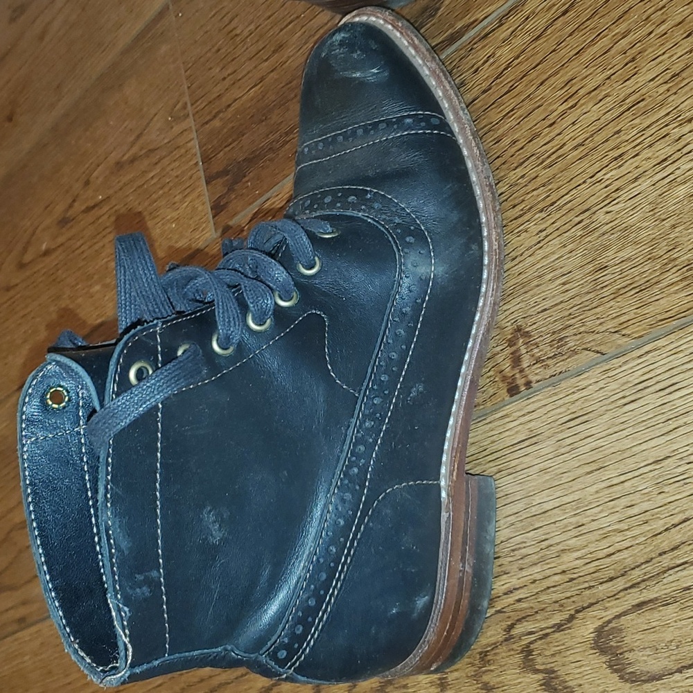 8.5 Wolverine Oxford Boots - Picture 3 of 16